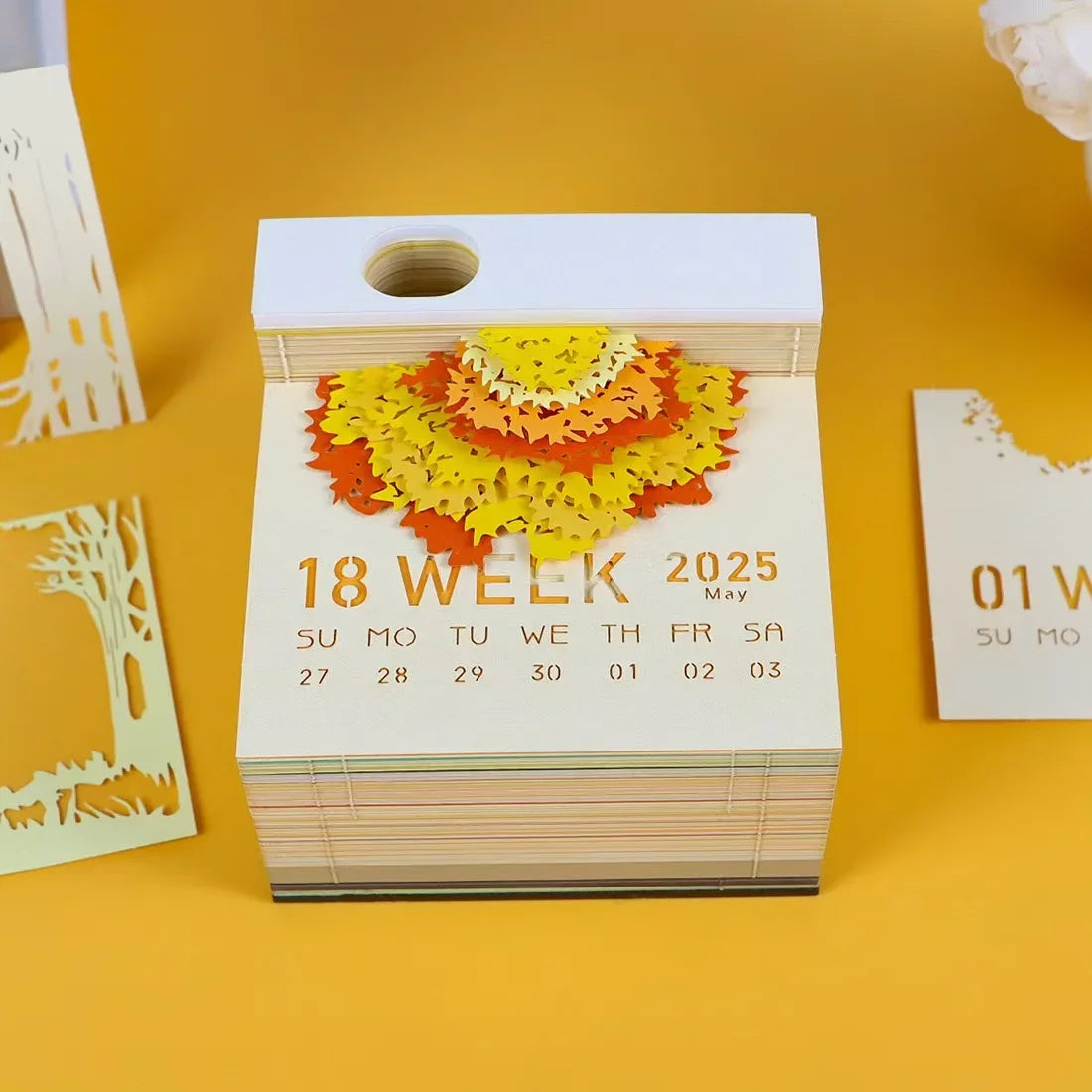Treehouse 3D Desktop Calendar Sticky Notes Creative Crafts Souvenirs Paper Carvings Memo Pad New Year Gifts Office Ornament