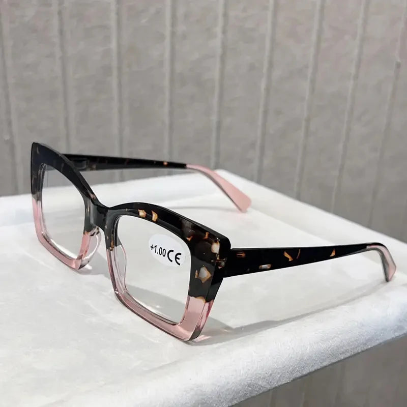 4-piece set of fashionable tortoiseshell frame presbyopia reading glasses, lightweight presbyopia reading glasses for middle-age