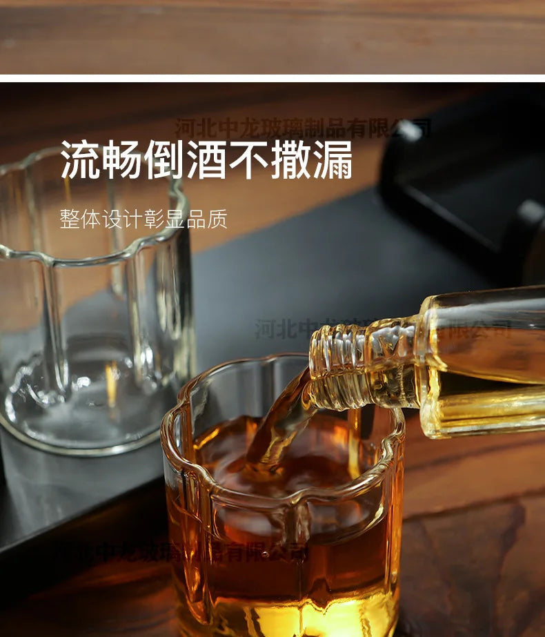 Creative Pistol-Shaped Glass Decanter Gun-Shaped Whiskey Set High Borosilicate Glass Sparkling Bottle