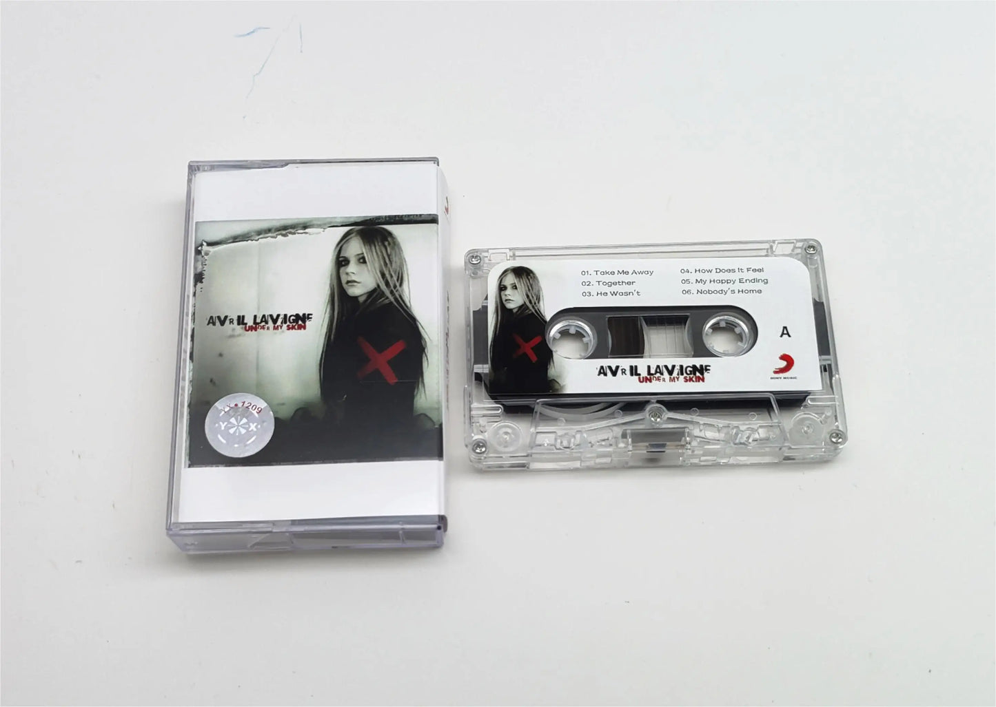 Pop Rock Avril Lavigne Music Tape Let Go Album Love Sux Album Cassettes Cosplay Walkman Recorder Car Soundtracks Box Party Music