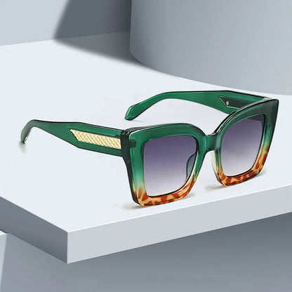 2025 New in Vintage Sunglasses for Women Fashion Square Frame Gradient Sunglasses with Golden Arrows for Women