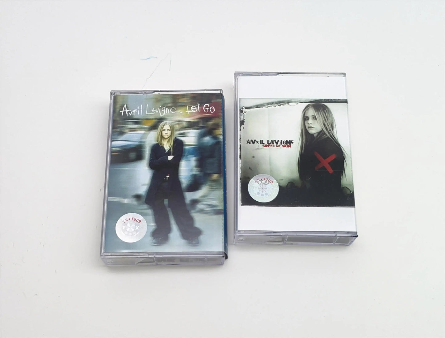 Pop Rock Avril Lavigne Music Tape Let Go Album Love Sux Album Cassettes Cosplay Walkman Recorder Car Soundtracks Box Party Music