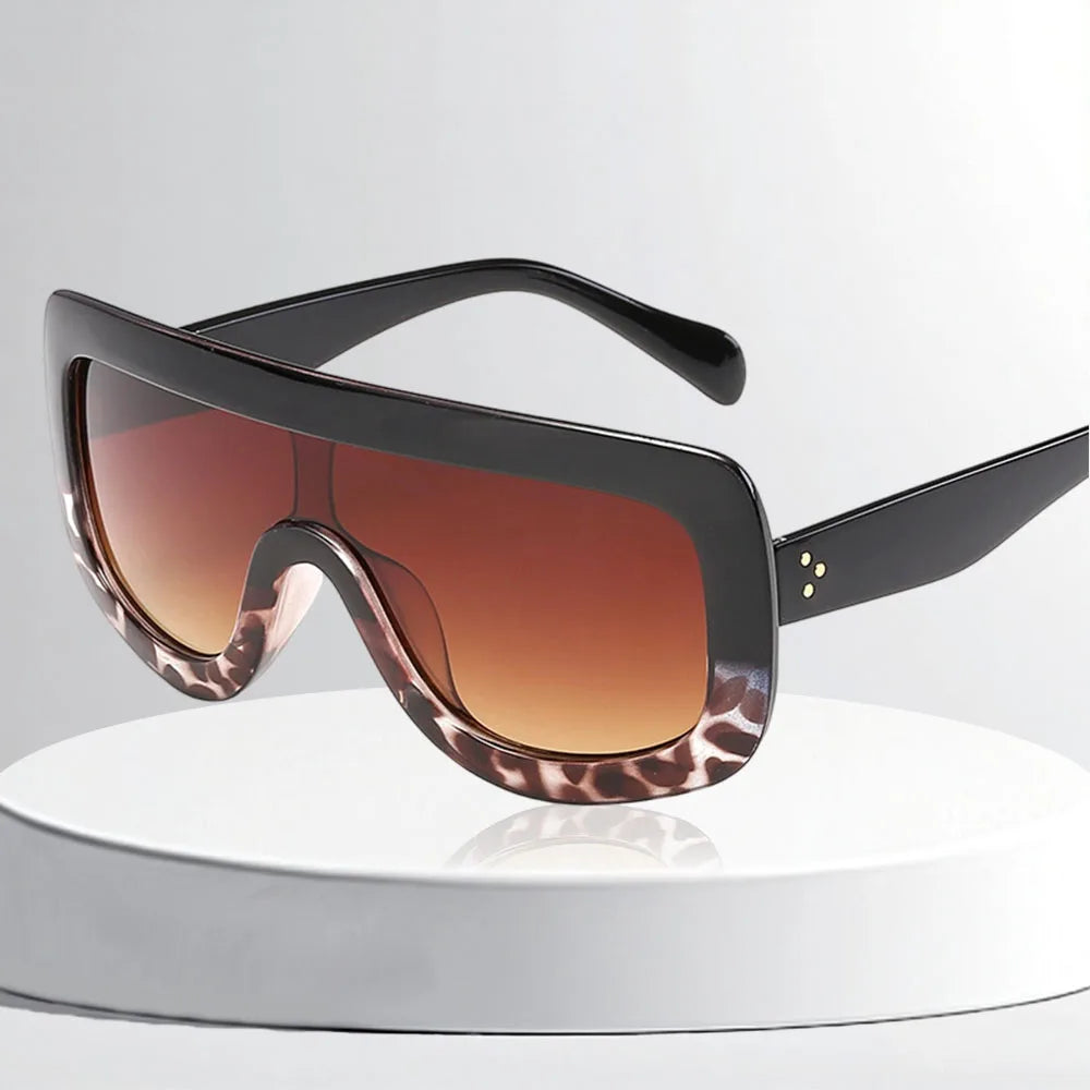 Oversized Leopard Print Shield Sunglasses – Amber Tortoise Frame, Gradient Brown Lens, UV400 Fashion Sun Glasses for Women & Men