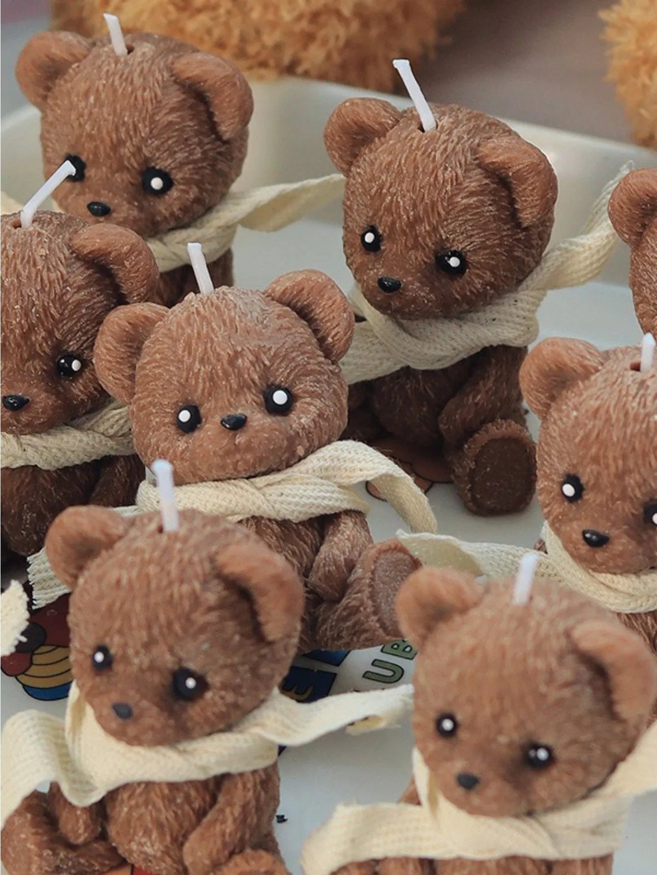Cute Scarf Teddy Bear Scented Candle，Soy Wax Aromatherapy Candle for home Decor Festival party decoration Birthday Gift