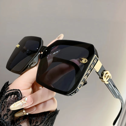1 Pair of Classic and Fashionable Sunglasses, Personalized Uv Protection Sunglasses, Women's Polarized Sunglasses (with Leather Case), a Gift for Elders and Girlfriends