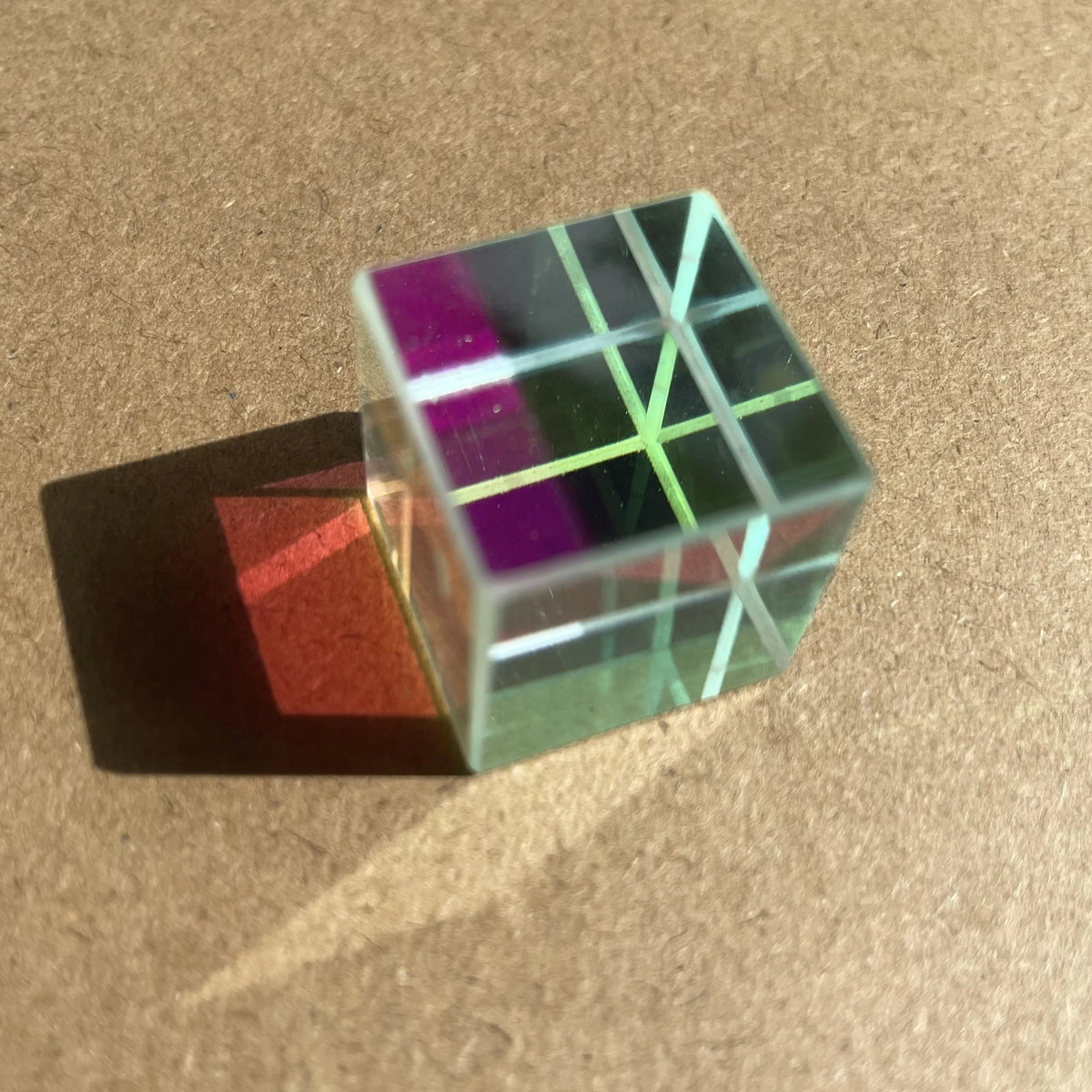 1pcs Science Magic Prism Cube 20mm Hexahedral Crystal Magic Cmy Cube 3D Color Cube Prism For Photography